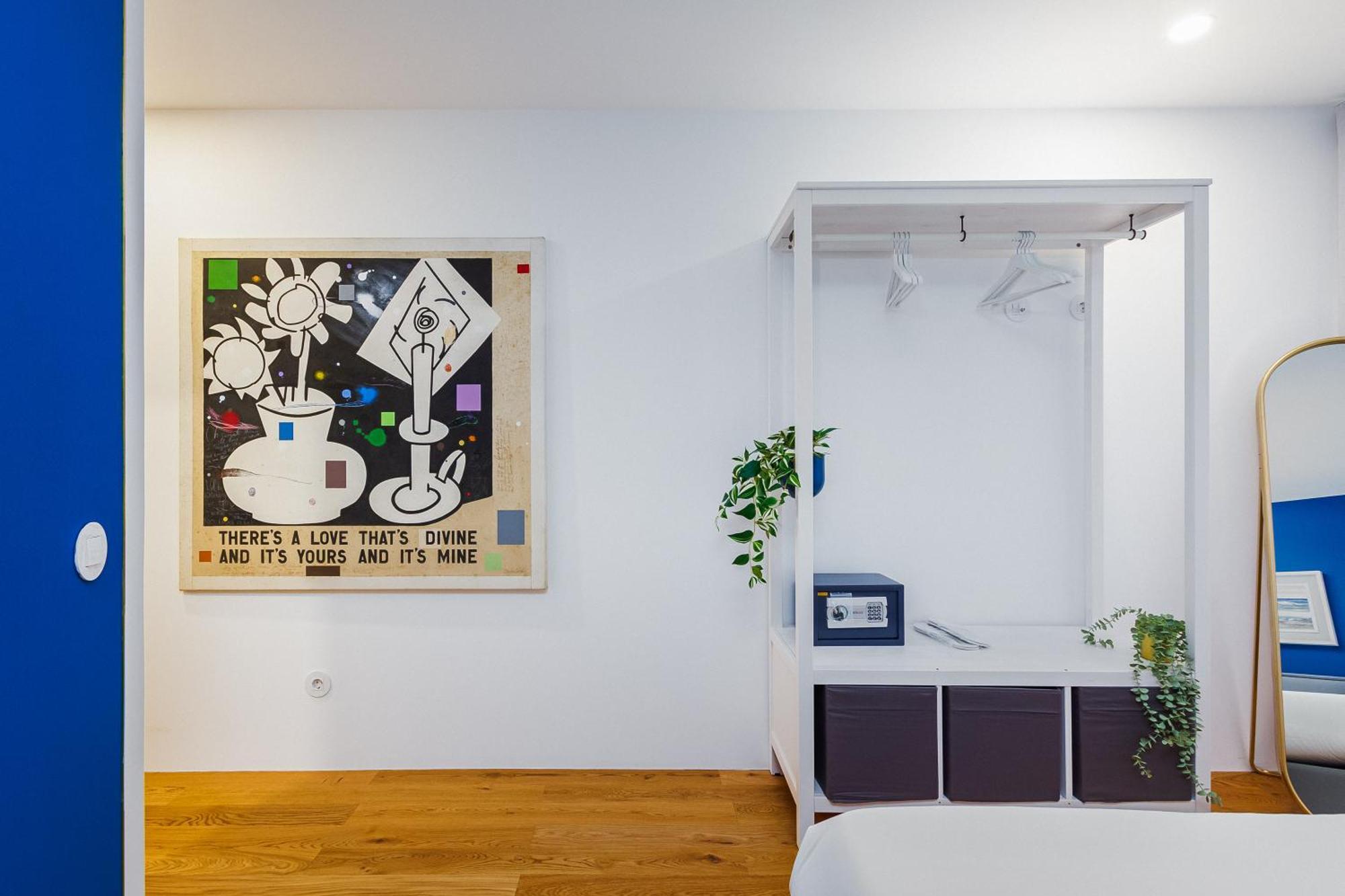 In Porto Gallery Guesthouse ภายนอก รูปภาพ